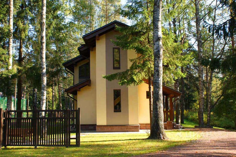 Аренда коттеджа для загородного отдыха в Ленинградской области