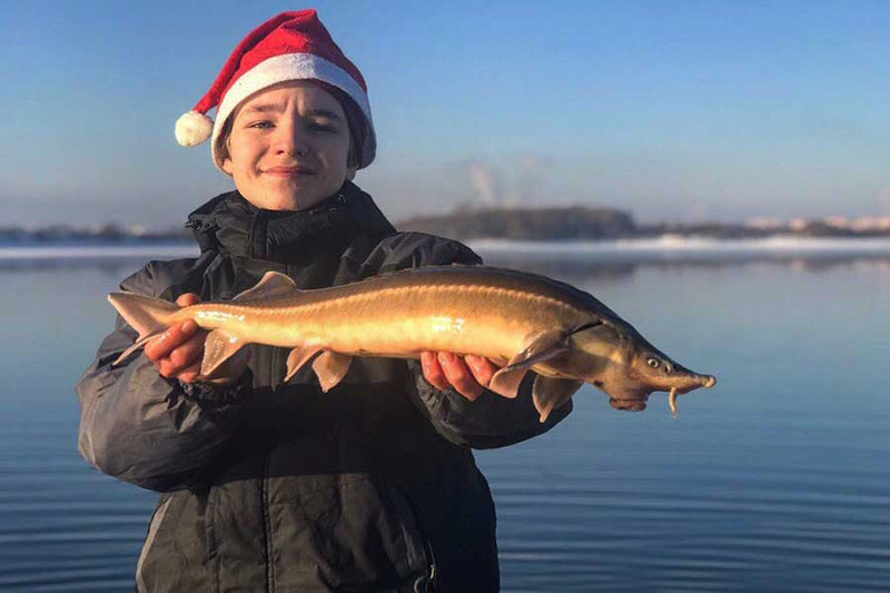 Зимняя рыбалка на Москве-реке
