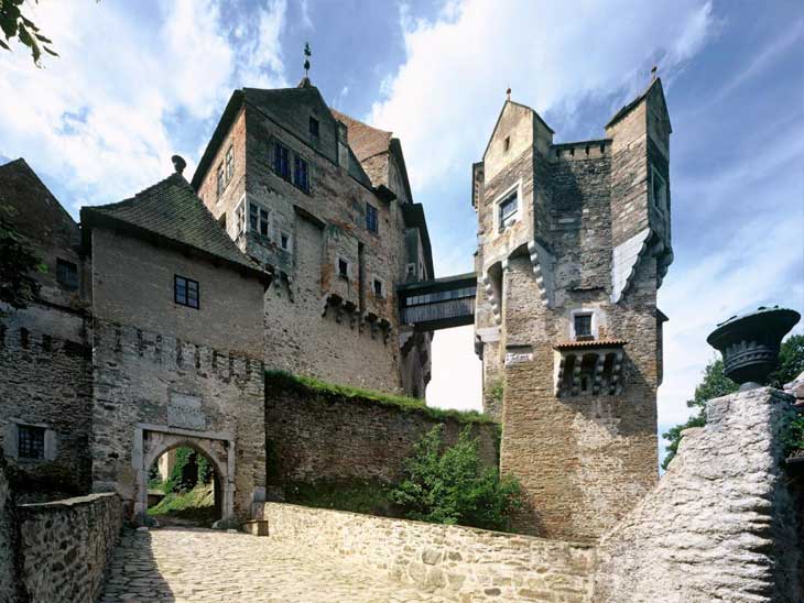 Замок разбойников и рыцарей Чехии
