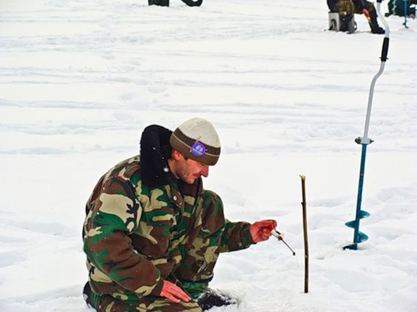 Зимняя рыбалка: Набор зимнего рыболова