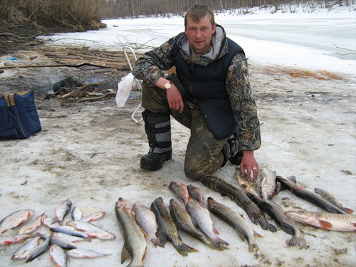 Зимняя рыбалка: Цвет уловистой мормышки