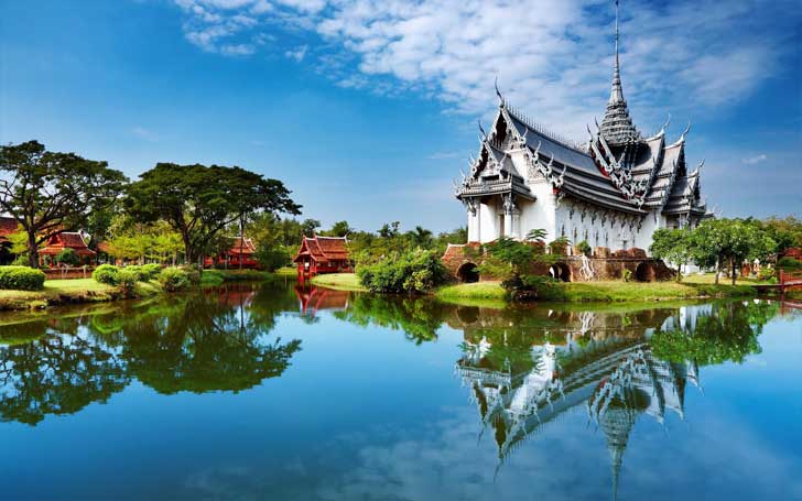 Таиланд приглашает туристов на свой новый год