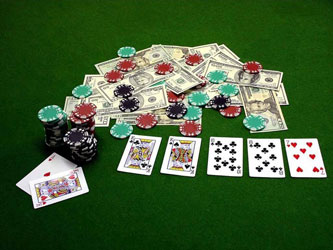 Преимущества игры в покер онлайн