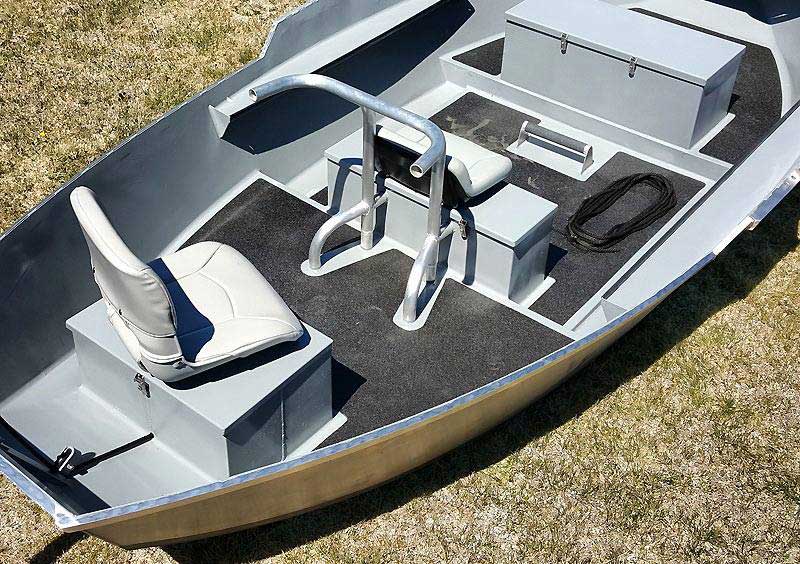 Гребная лодка для мелководья Low Drift. Ф.2