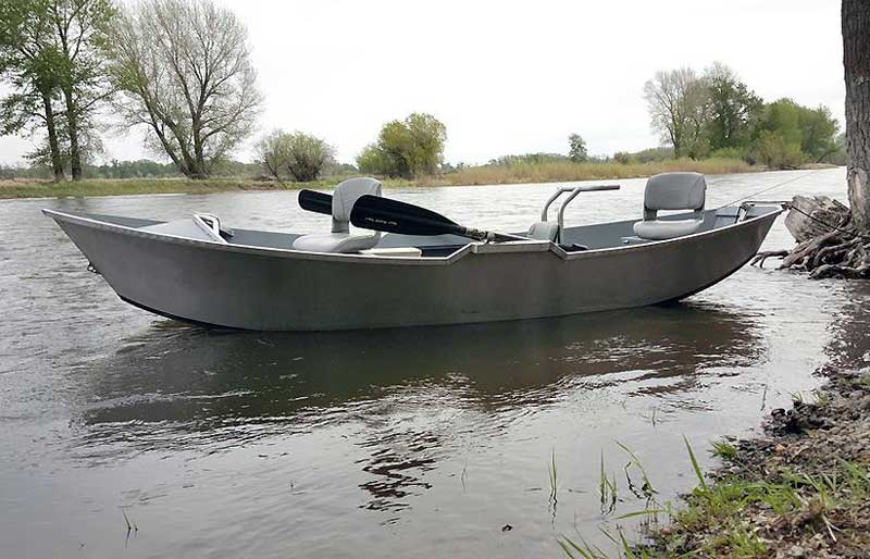 Гребная лодка для мелководья Low Drift. Ф.3