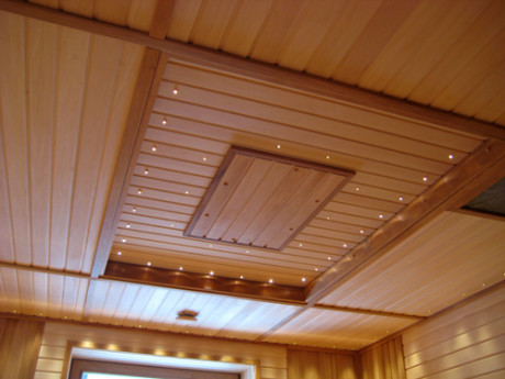 Чем отделать потолок на даче: виды потолочных покрытий