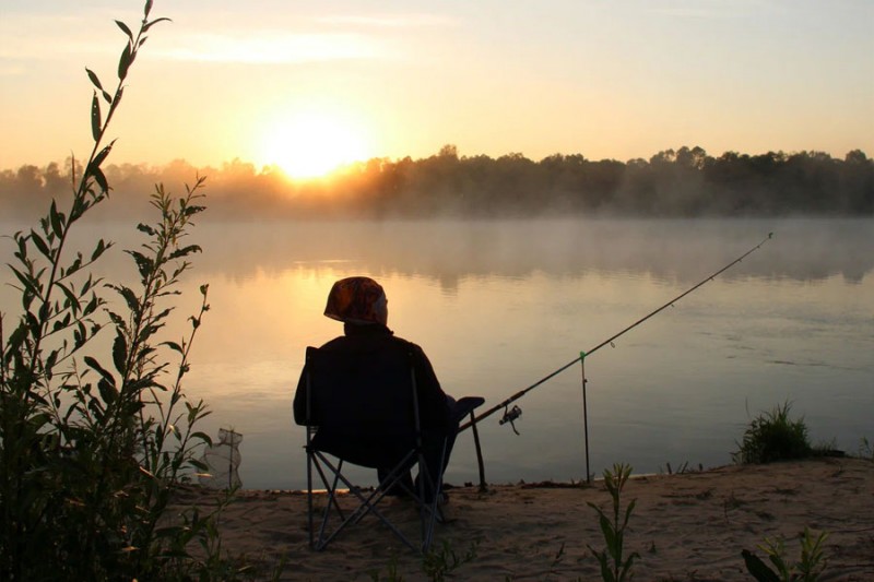 Лучшее время для рыбалки - зачем вставать так рано