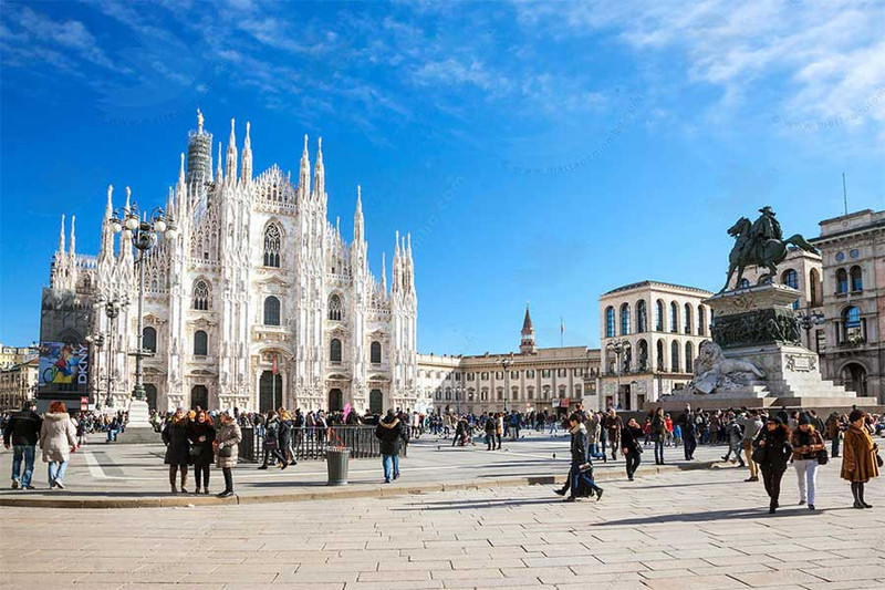 Соборная площадь (Piazza del Duomo)