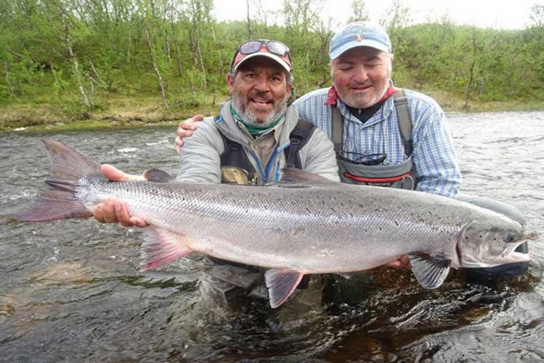 Рыбалка на Кольском полуострове - лагерь Belousiha River Lodge