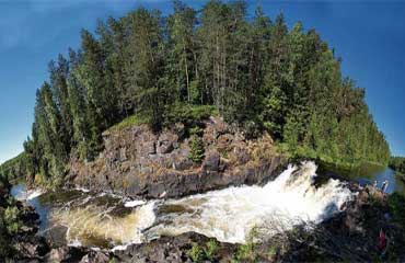 Туры в Карелию летом 2022: водопад Кивач