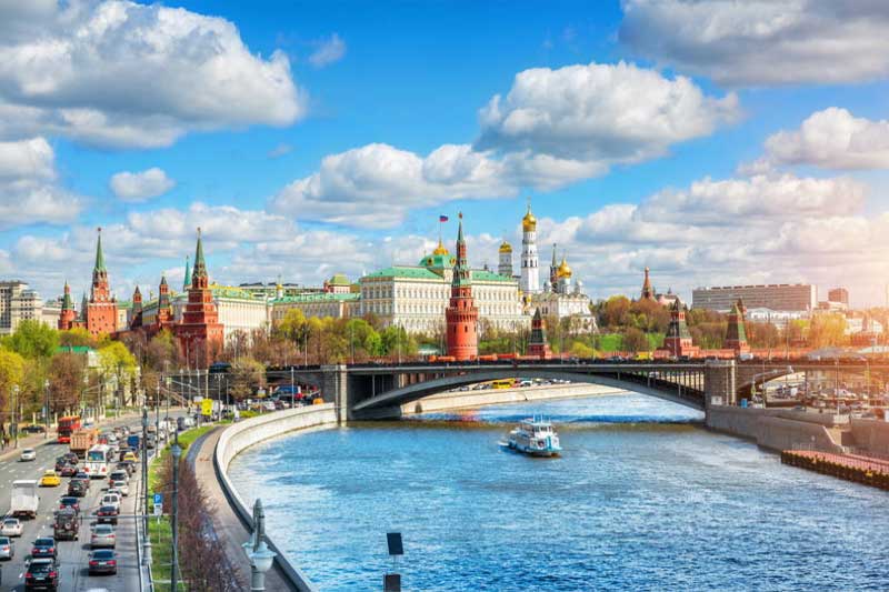 Прогулки на теплоходе по Москве-реке: все, что нужно знать