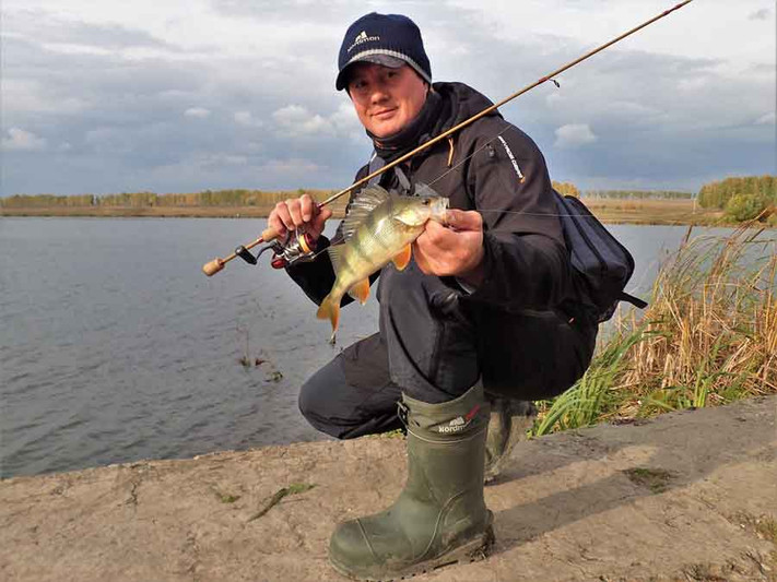 В «тренде» у окуня, по-прежнему, небольшие виброхвосты. Фото 2